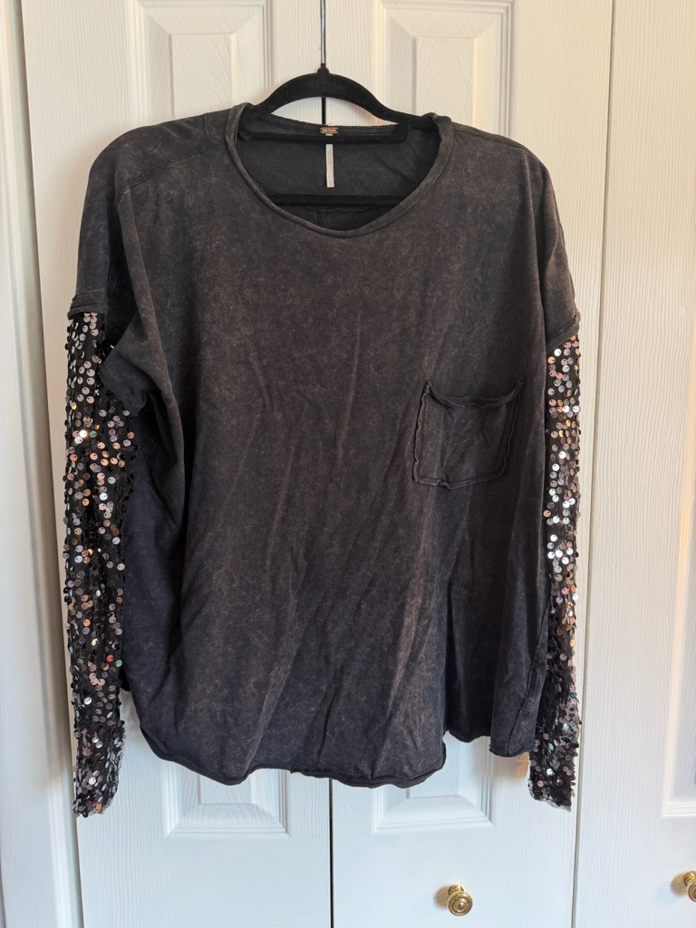 FREE PEOPLE Sequin Sleeve Top (L)